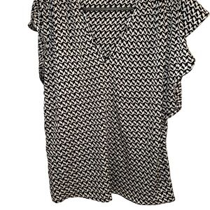White House Black Market Black and White Geometric V-Neck Blouse